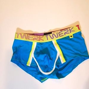 Andrew Christian Twerk